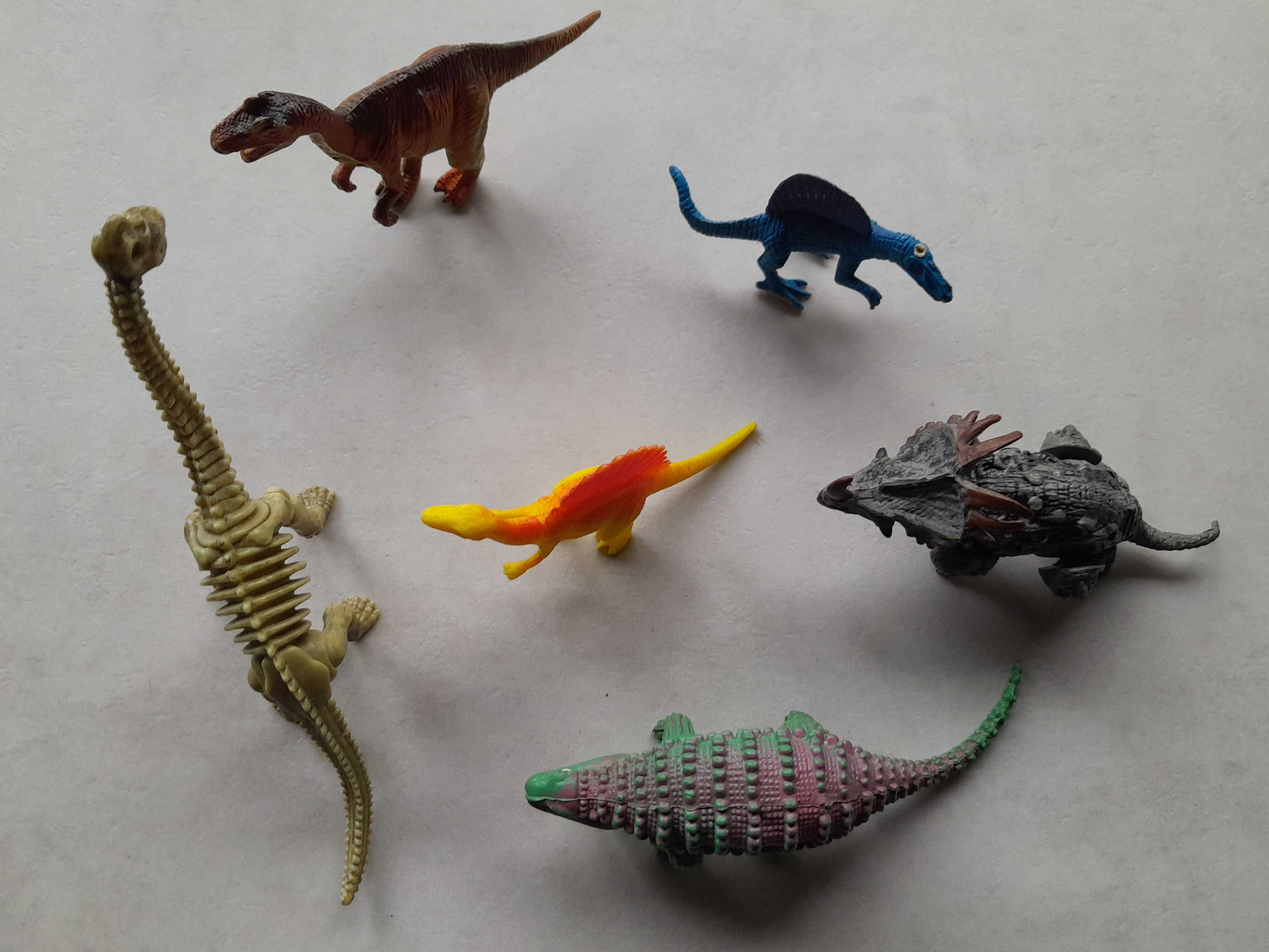 Stare figurki dinozaury zabawki 6 sztuk