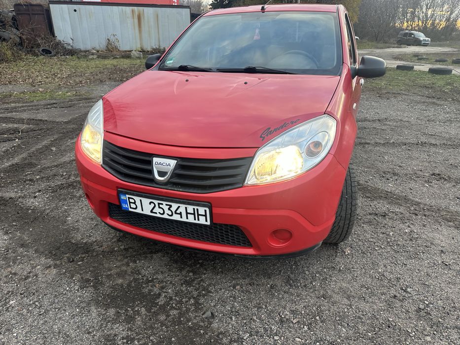 Dacia Sandero 1.4 , 2009 рік