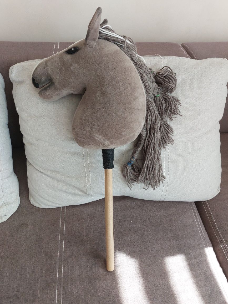 Hobby horse - głowa  konia na kiju