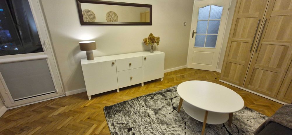 Bp.Wynajmę mieszkanie 2pok. centrum W-wy metro Świętokrzyska (M1 M2 )!