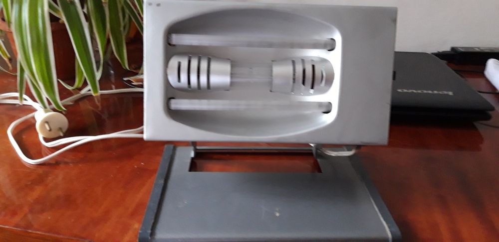 Кварцовий ,бактерецидний  опромінювач