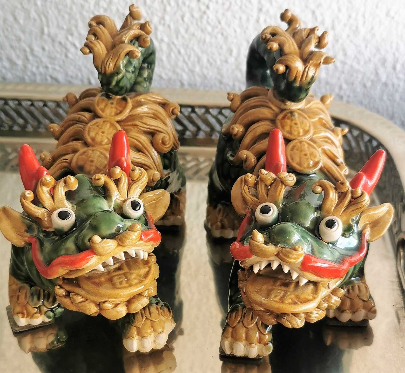 Dragões Macau em terracota vidrada 17cm comprimento