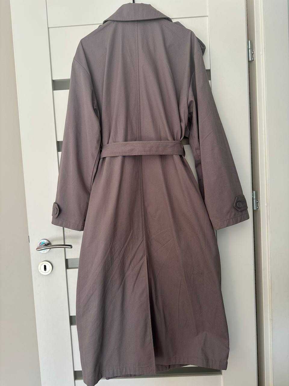 Trencz z diagonalu H&M