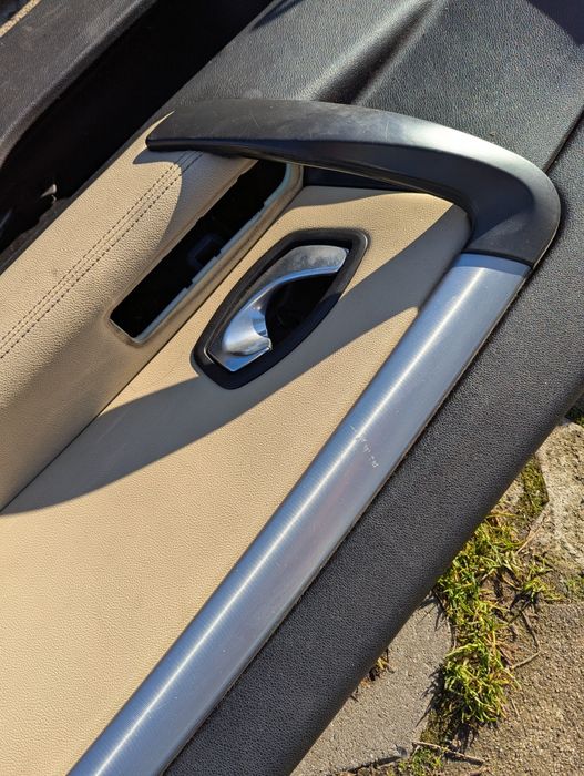 skórzana kanapa tylna i wnętrze do Renault Laguna III Coupé