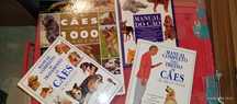 Livros variados sobre animais