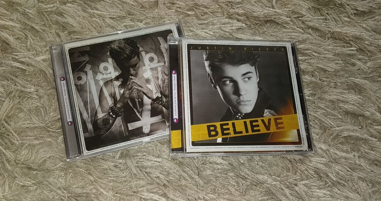 Dwie płyty Justina Biebera