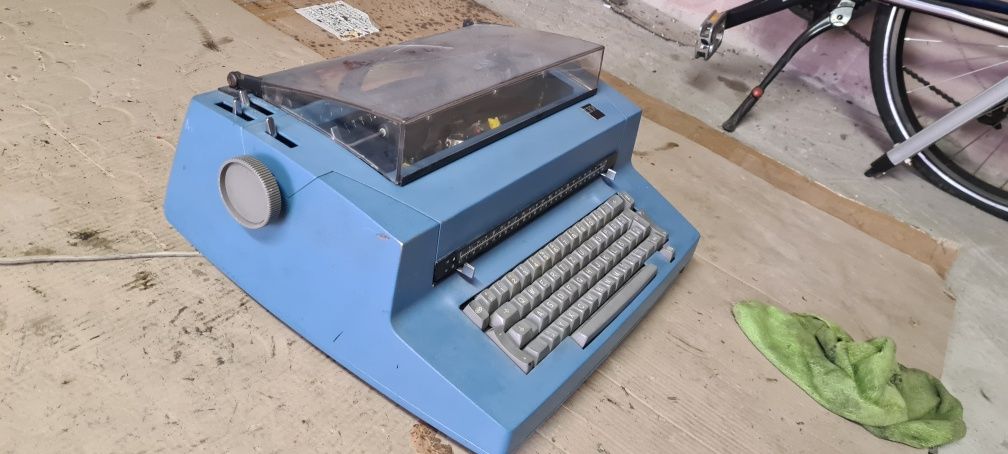 Maszyna do pisania IBM selectric