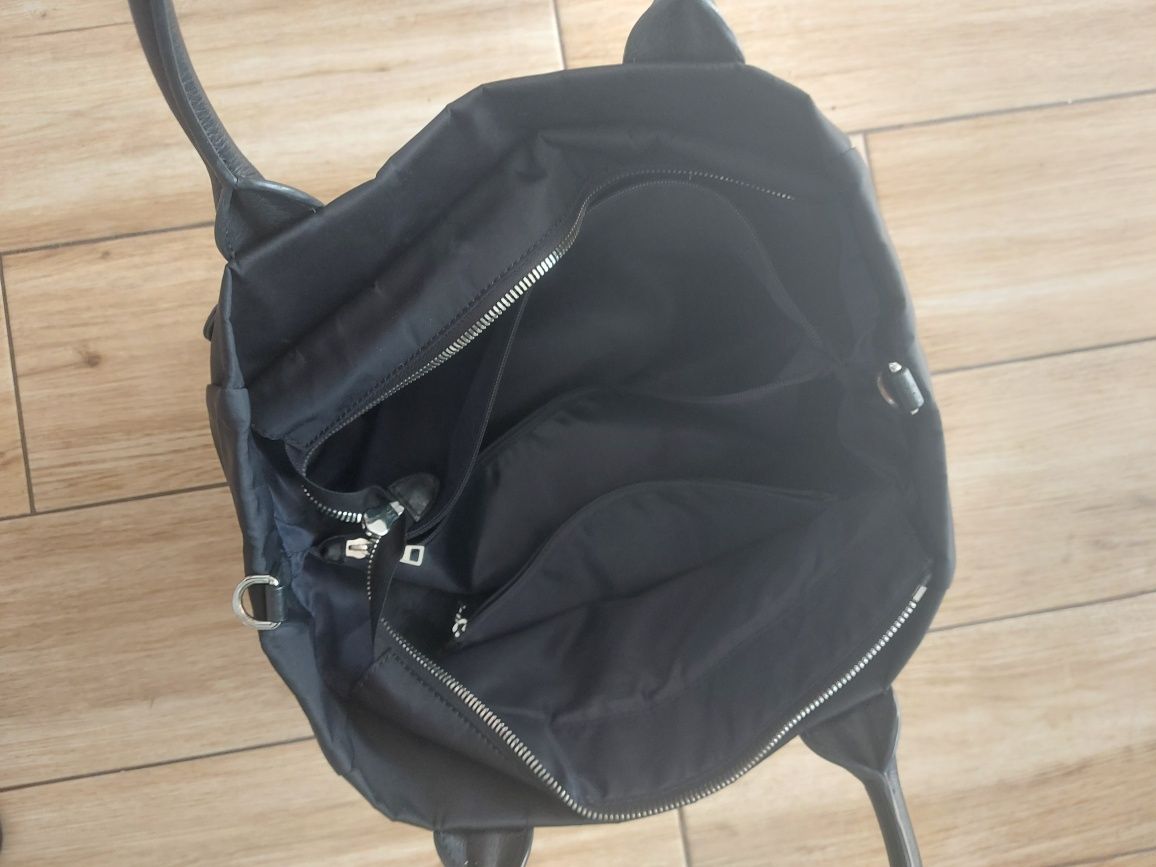 Torba Joop mieści A4 oryginał