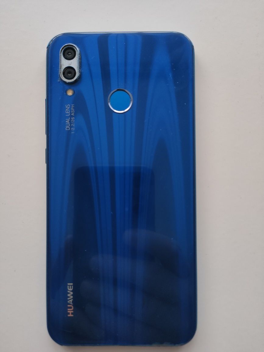 Smartfon Huawei P20 lite
