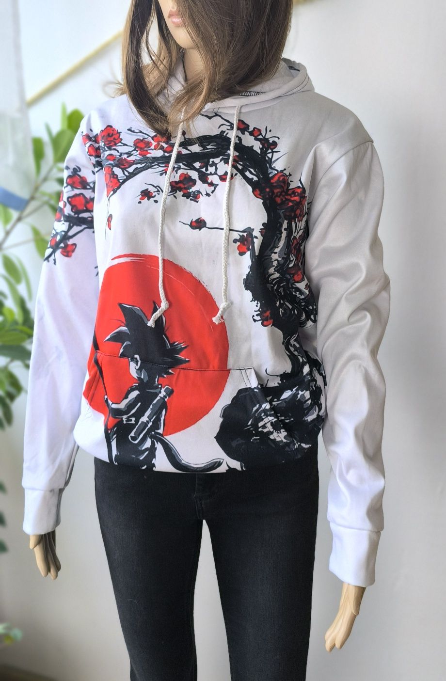 Nowa bluza z kapturem, nadruk inspirowany anime, rozmiar S