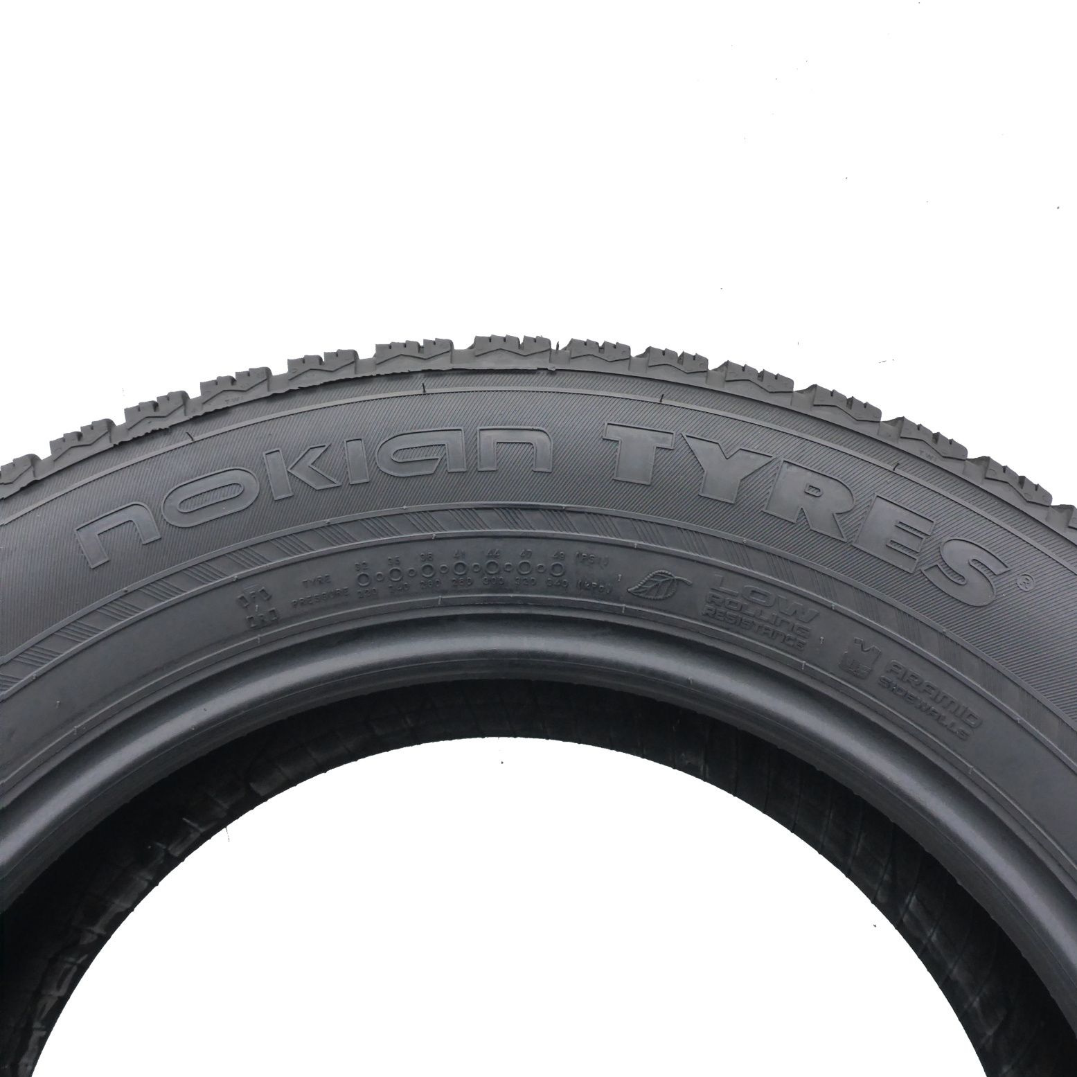 225/60/17 Nokian 225/60R17 103H XL WR SUV 4 Zima 2021 5,8-6,8mm