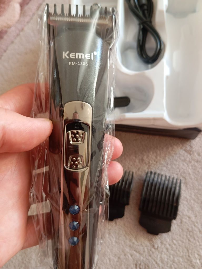 Машинка для стрижки KEMEI 3v1