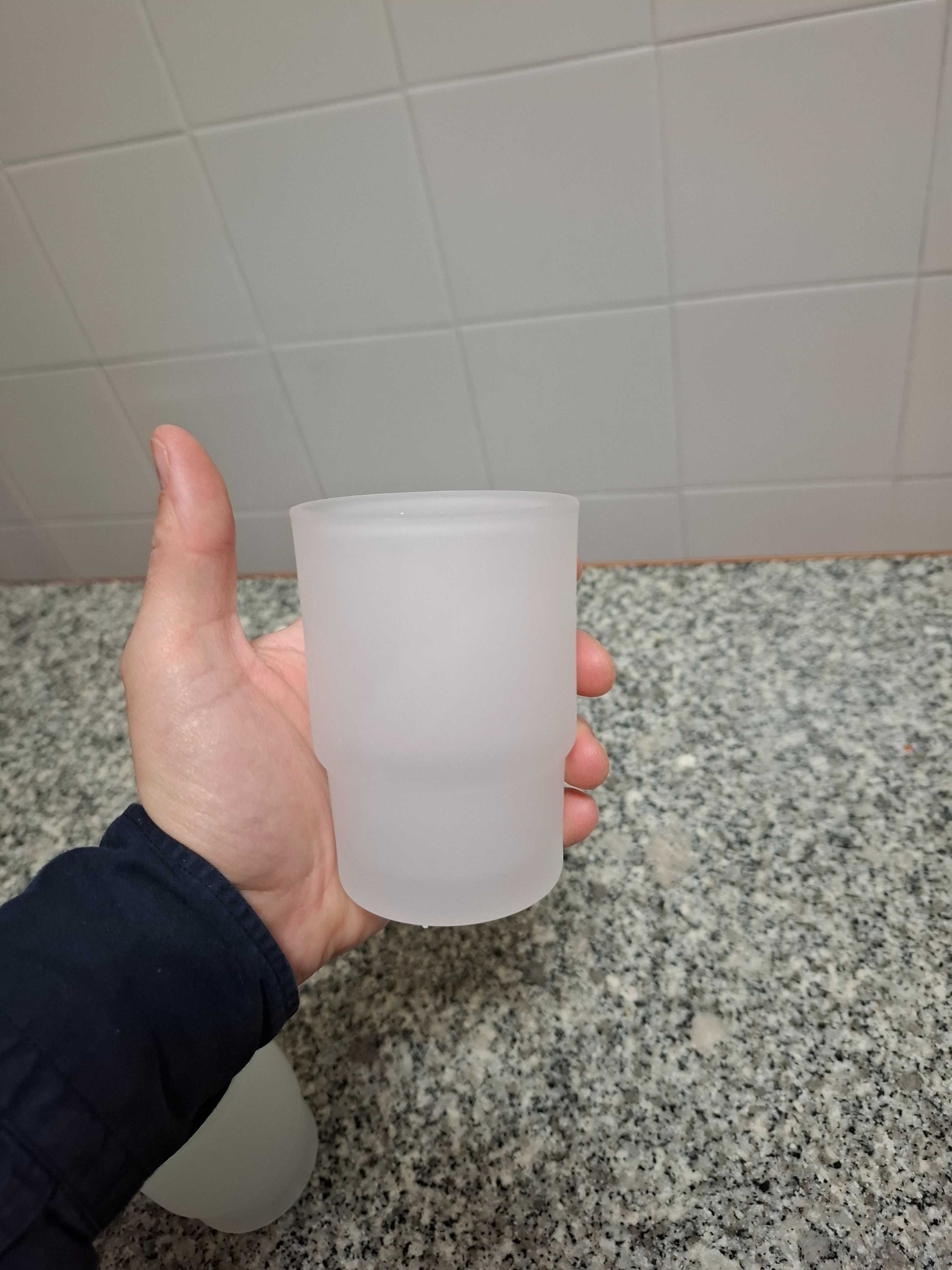 Conjunto de 4 copos de vidro fosco
