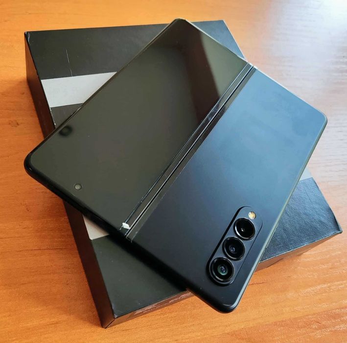 SAMSUNG Galaxy Z Fold 3 pamięć 12/256GB