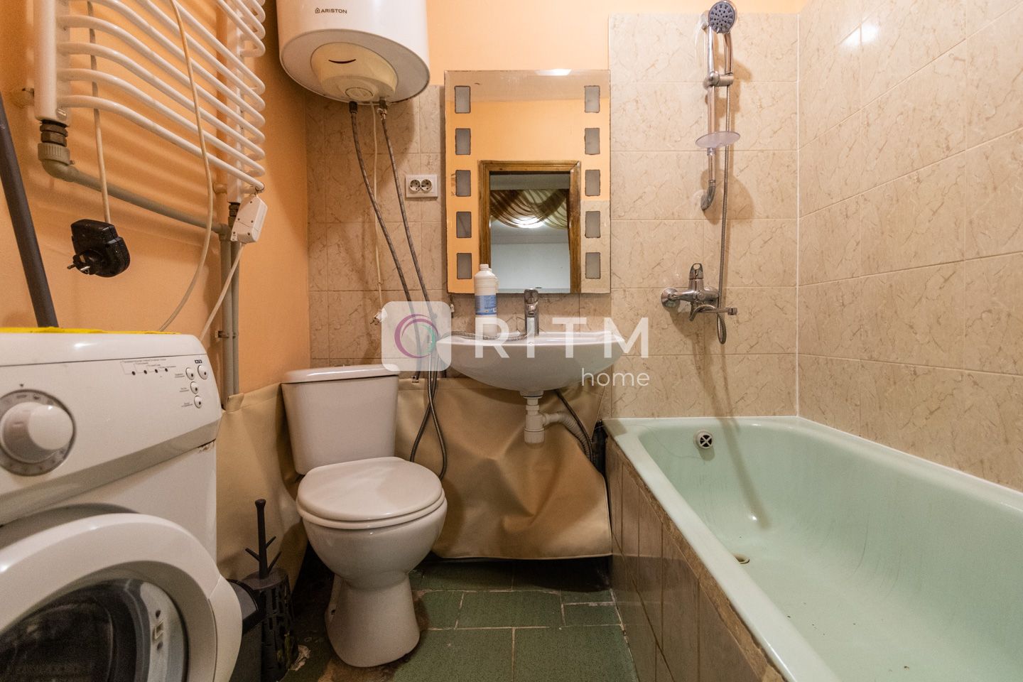 Продається 1-кімнатна квартира з покращеним плануванням — 40 м²