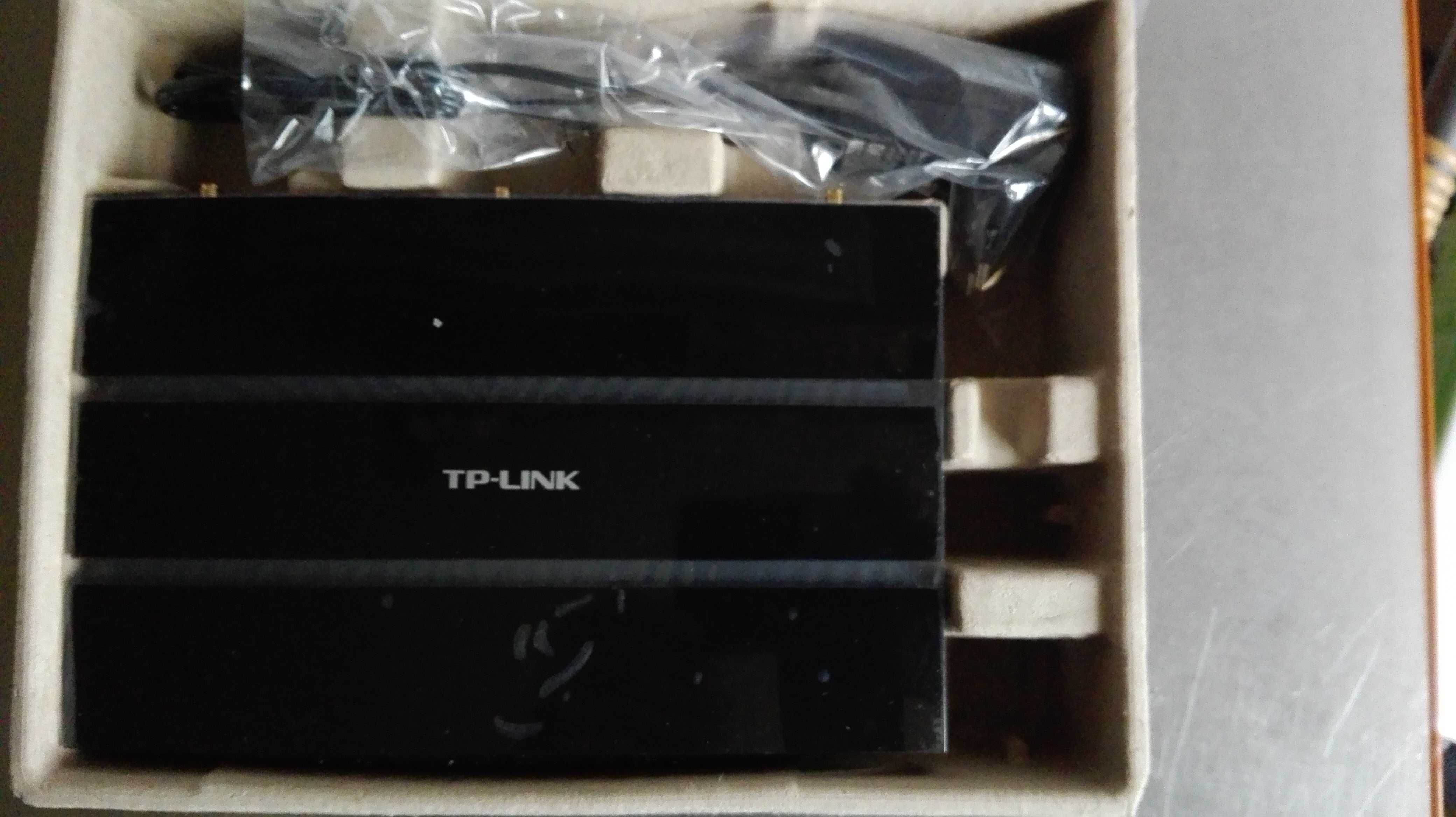 Router  TP-Link  TL- WDR 4300