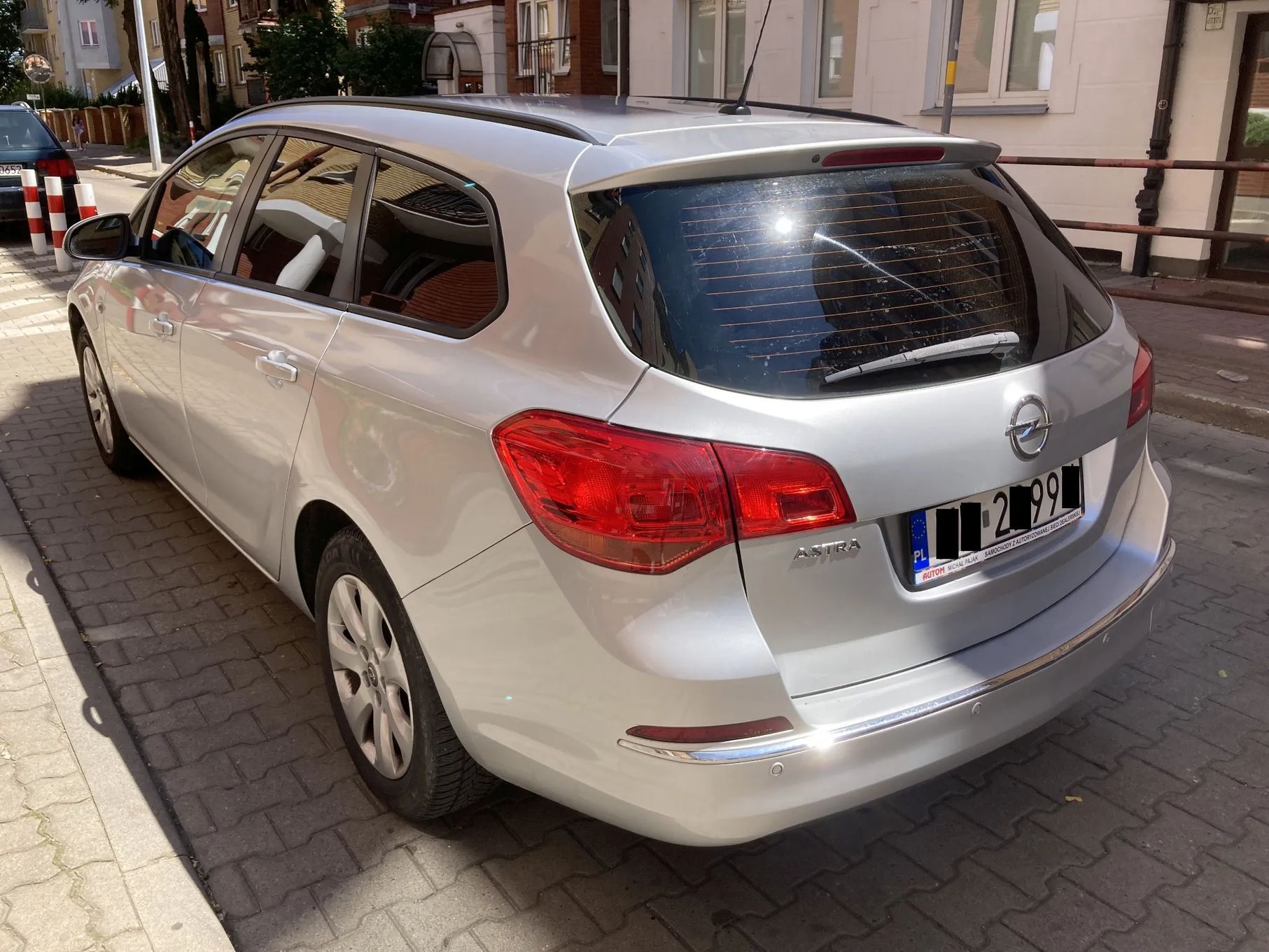 Opel Astra Zadbana Salonowa 1,6 INST GAZOWA 2 Komplety Opon Po serwisie