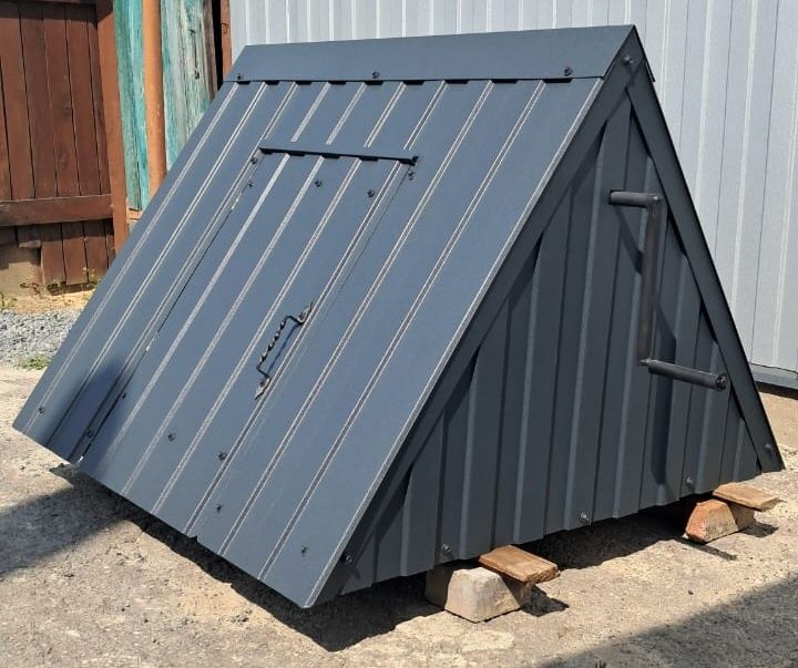 дах на криницю та інші вироби з дерева (накриття на колодязь)