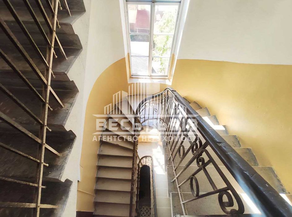 Продаж 2-кім. квартири бічна вул. Олени Степанівни