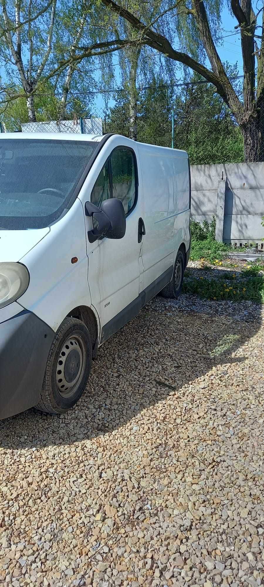 Opel Vivaro dostawcze