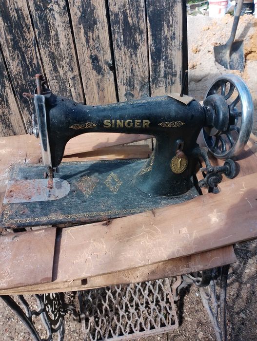 Maquina de costura SINGER