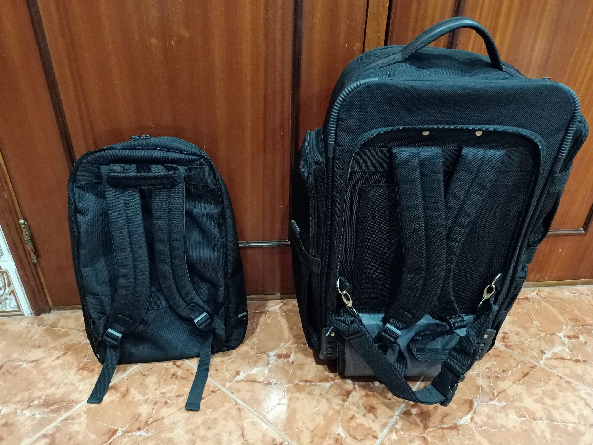 Mochila Mochilas Mala Malas 23kg viagem casa quarto apartamento carro.