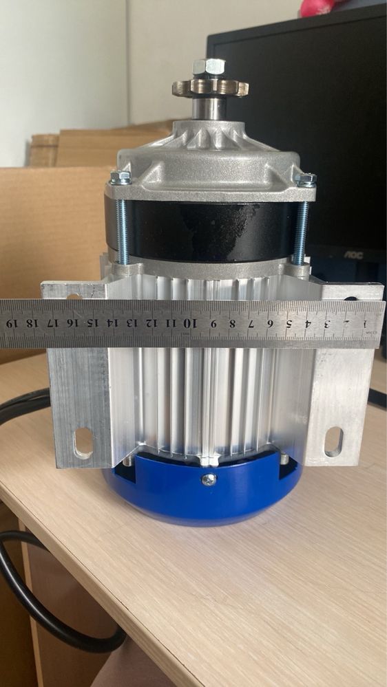 BLDC Безщітковий електродвигун 1000W, 48V з планетарним редуктором