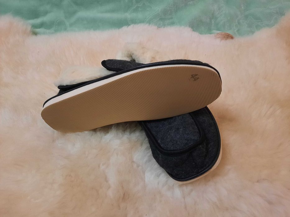 Чоловічі кімнатні чуні-калоші з овчиною (із задником), тапочки-чуні