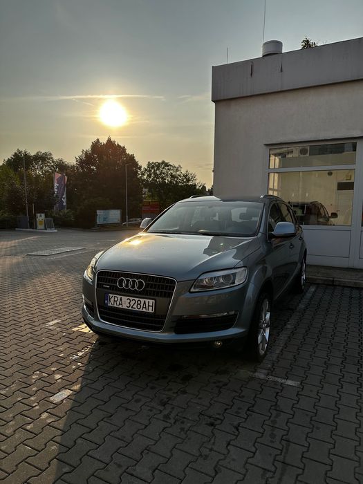 Sprzedam auto Audi Q7