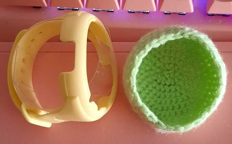 Tamagotchi Smart Niziu + case e pulseira extra