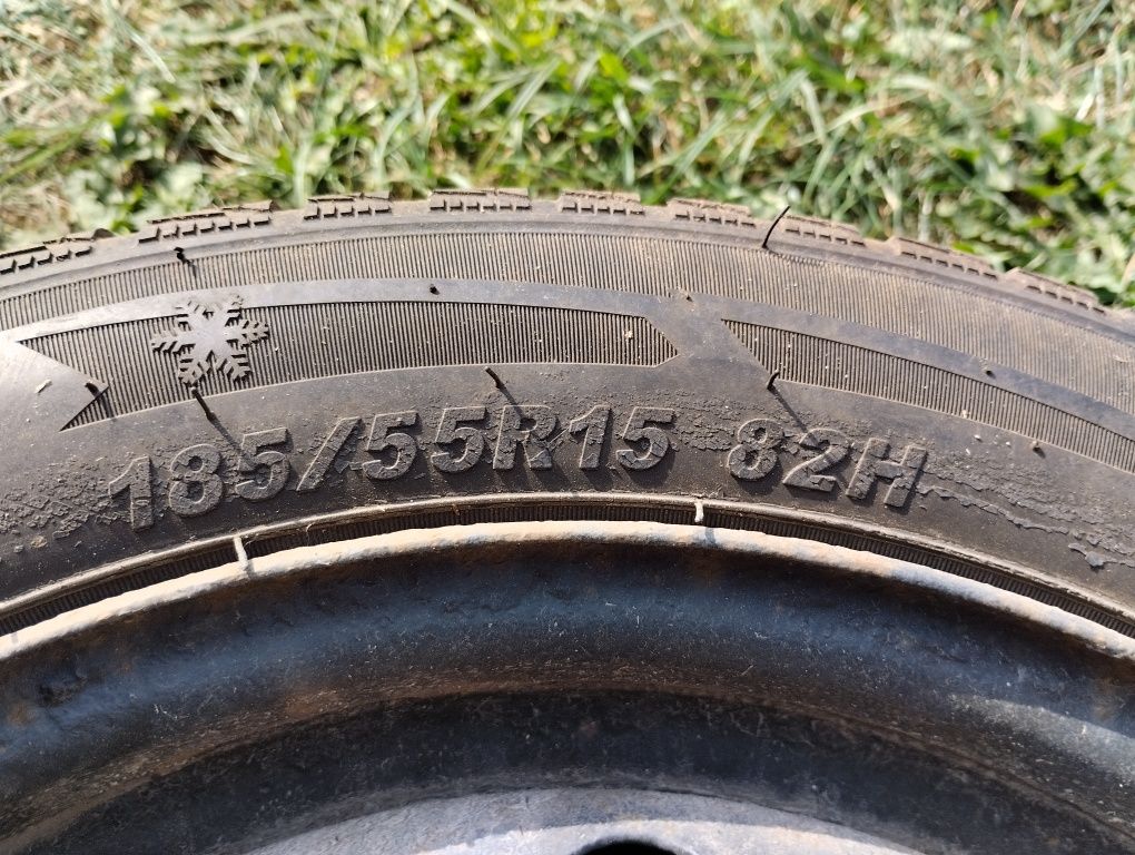 Opony zimowe z felgami renault Megane II 15