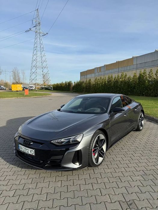 Audi e-tron Audi RS E-tron GT 2021