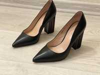 чёрные женские кожаные туфли