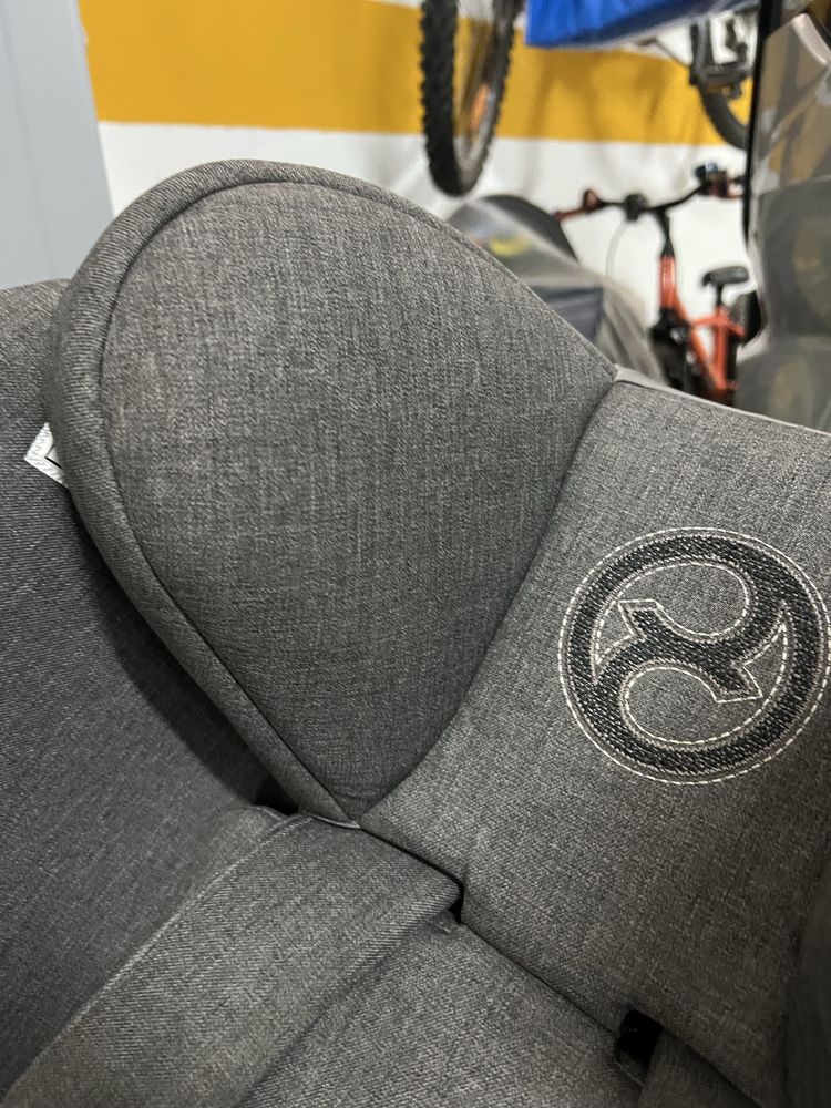 Cybex Sirona Z + Base isofix Z