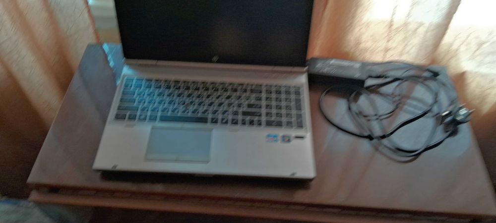 Ноутбук HP Elitbook 8560P