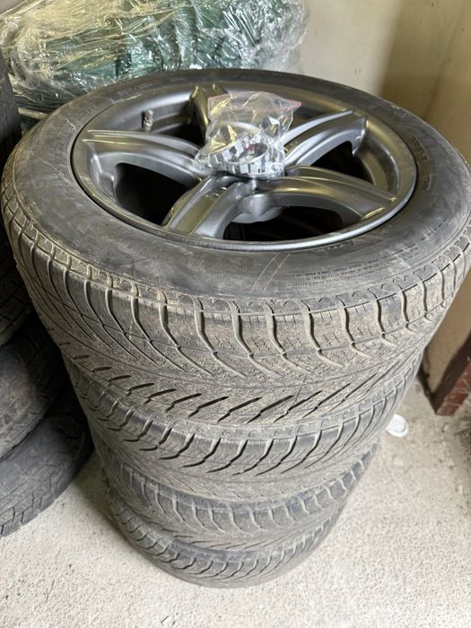 Диски 17 радіусу з БМВ Ф10. 225/50 17 Зима Гудієр Ультрагріп 8
