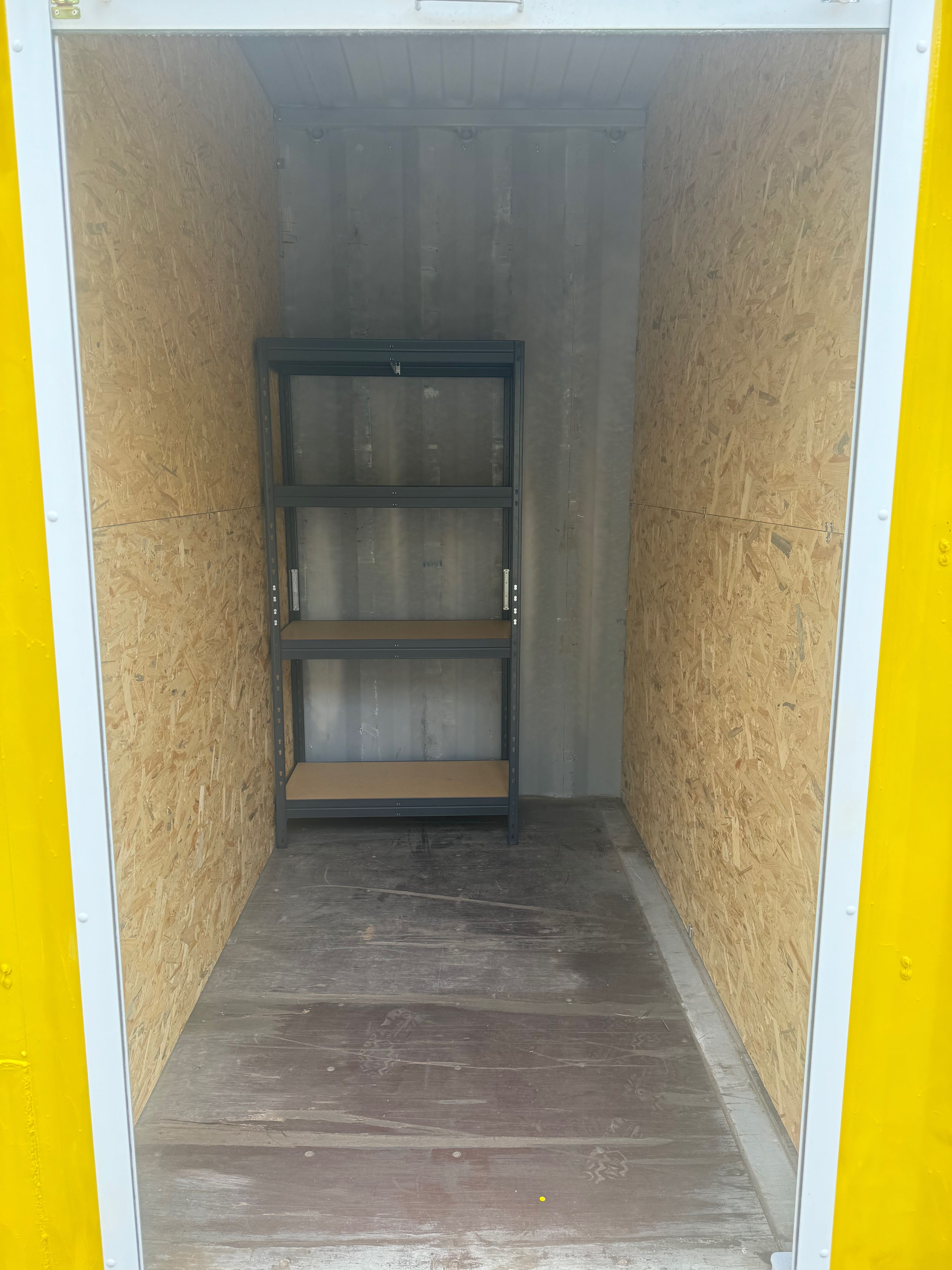 Boks / Komórka / Schowek/ Magazyn na wynajem- W-wa Wola - Self Storage