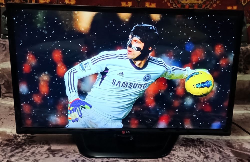 LED Телевизор 37" LG-37LN541U