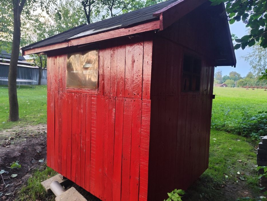 Domek drewniany  dla dzieci