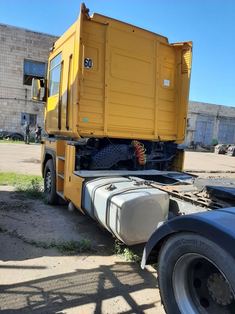 Renault Magnum 440