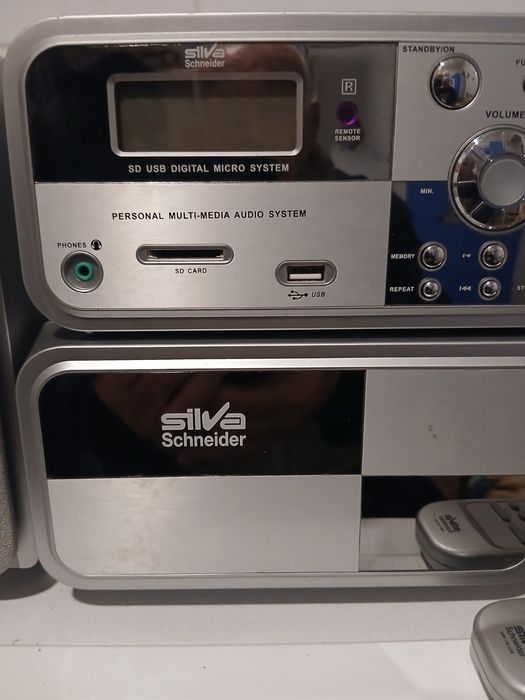 Проигрыватель для дисков CD MP3 SILVA SCHNEIDER Австрия Сильва