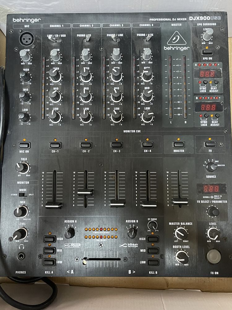 Behringer DJX900USB