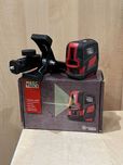 Laser krzyżowy MeecTools Cross Laser z uchwytem/Komis Krzysiek