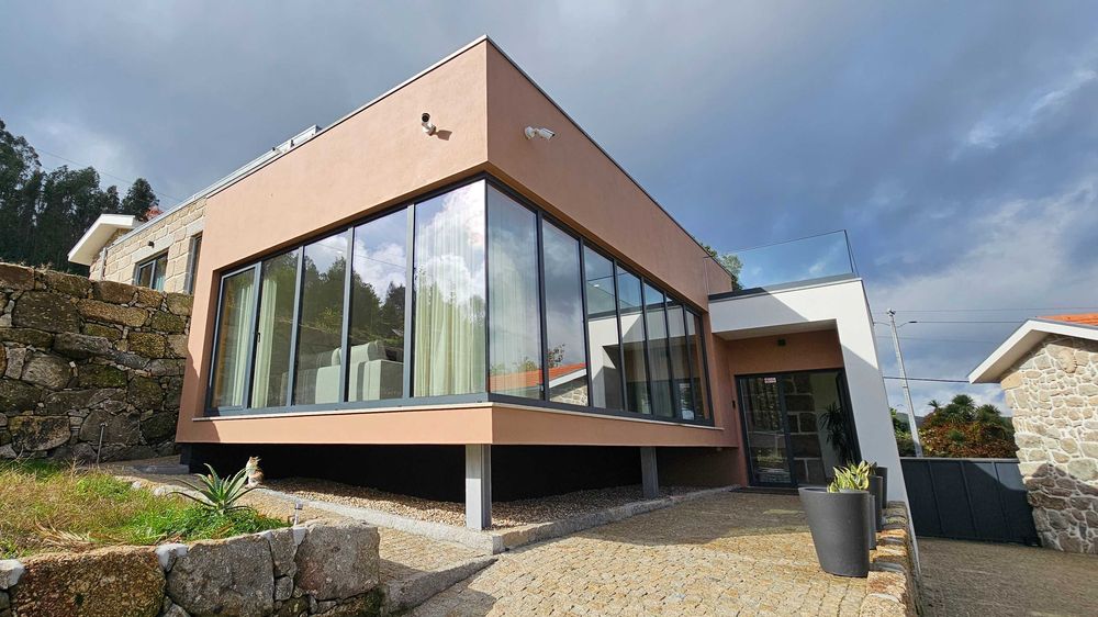 Quinta com duas casas - Farm with two Houses, near Douro River