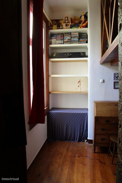 Quarto - localizado em Bairro Alto Lisbon