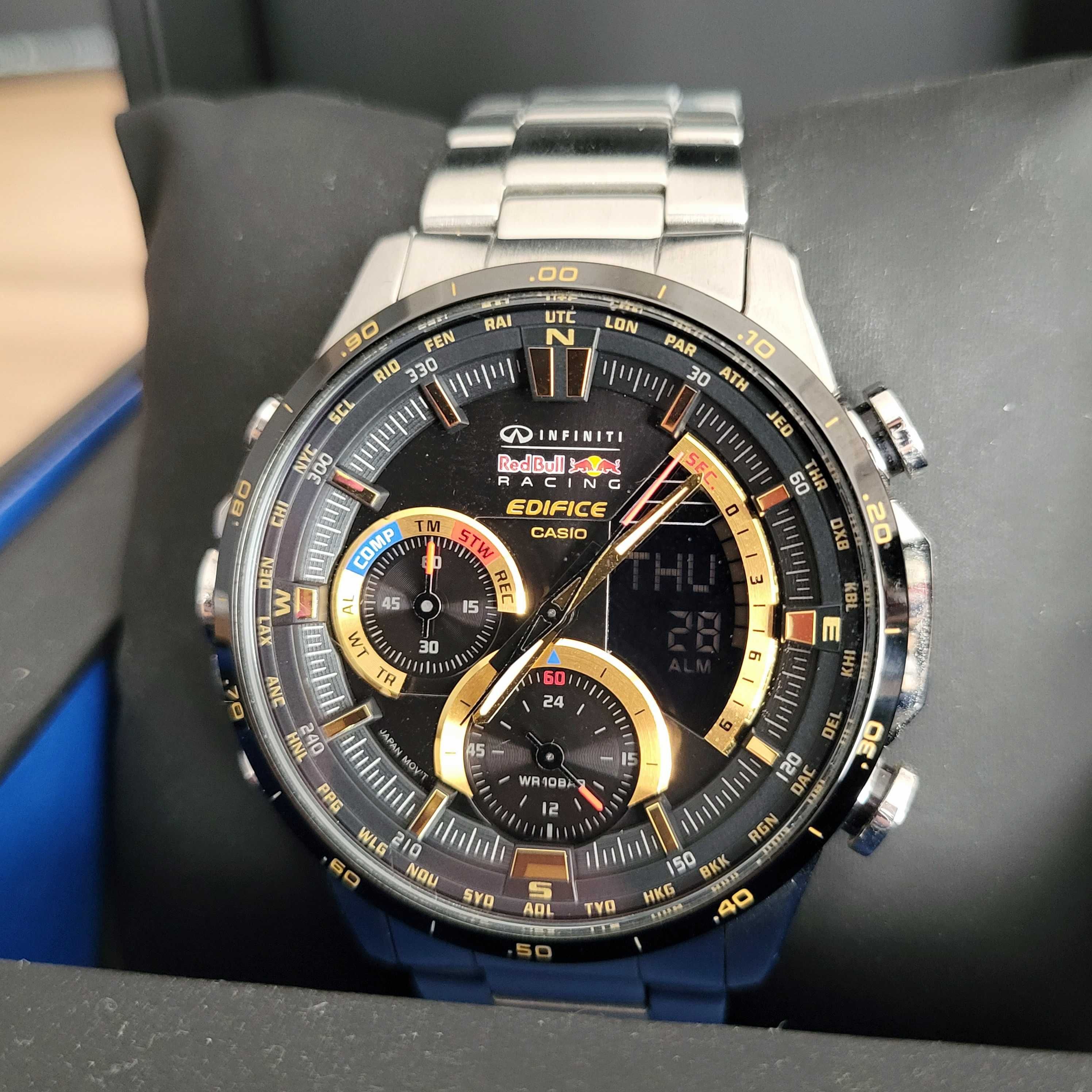 Zegarek Casio Edifice ERA-300RB-1AER Infiniti Red