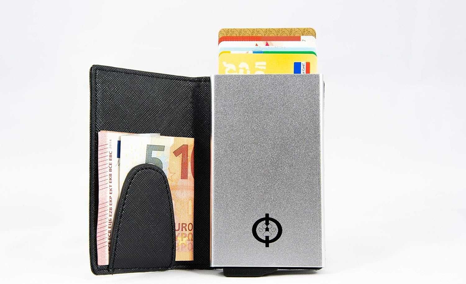Portfel z automatycznym wysuwaniem kart z ochroną RFID/NFC Cardmonee