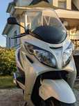 Продам Suzuki Skywave