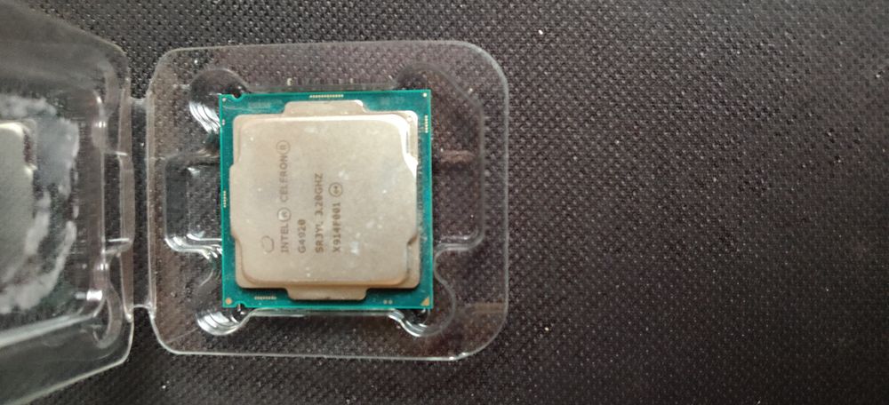 Intel celeron g4920