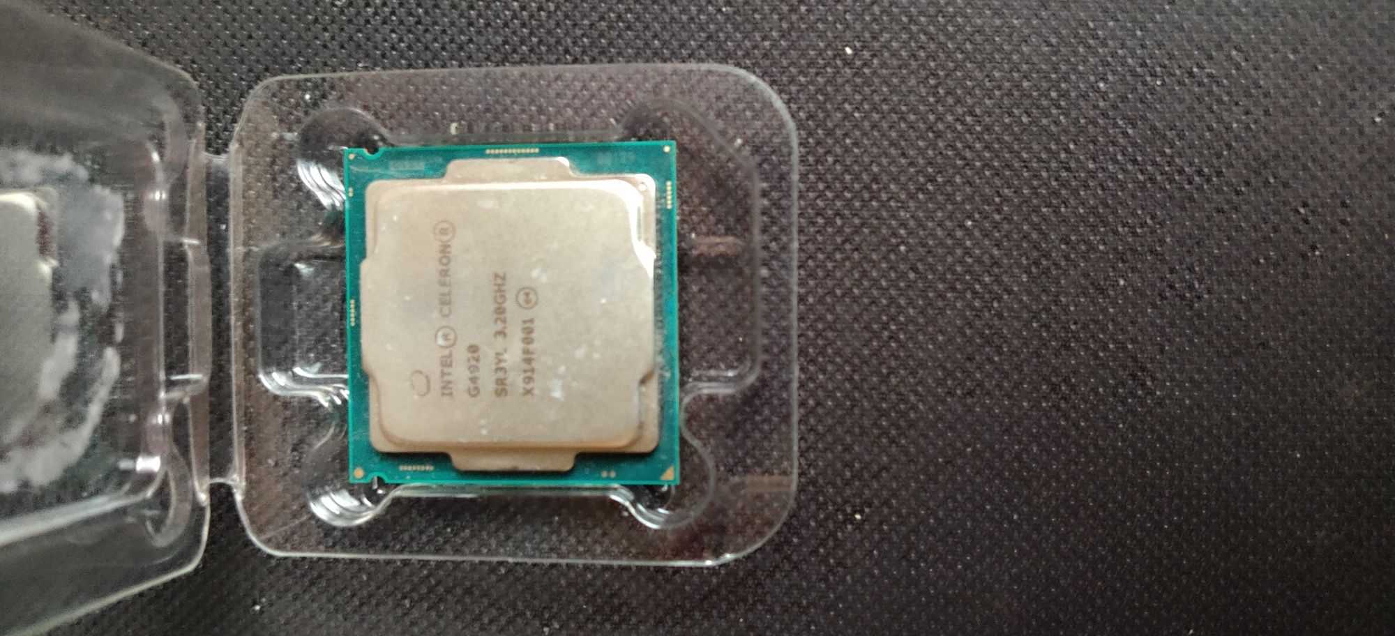 Intel celeron g4920